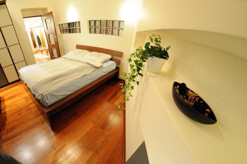Atena - Pantheon Apartments Krakow Luaran gambar